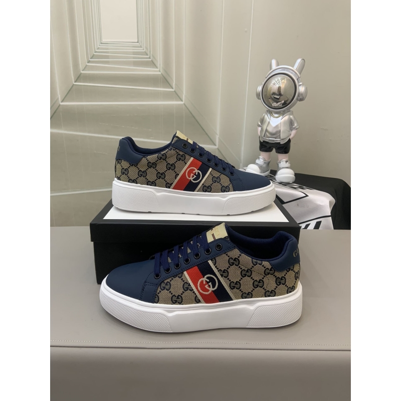 G*u*i casual shoes